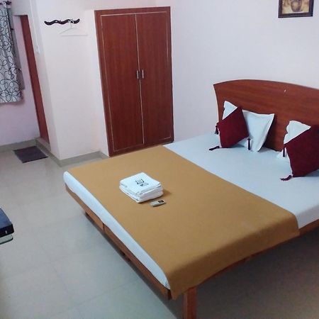 Royal Green Airport Transit Accommodation Chennai Exterior photo
