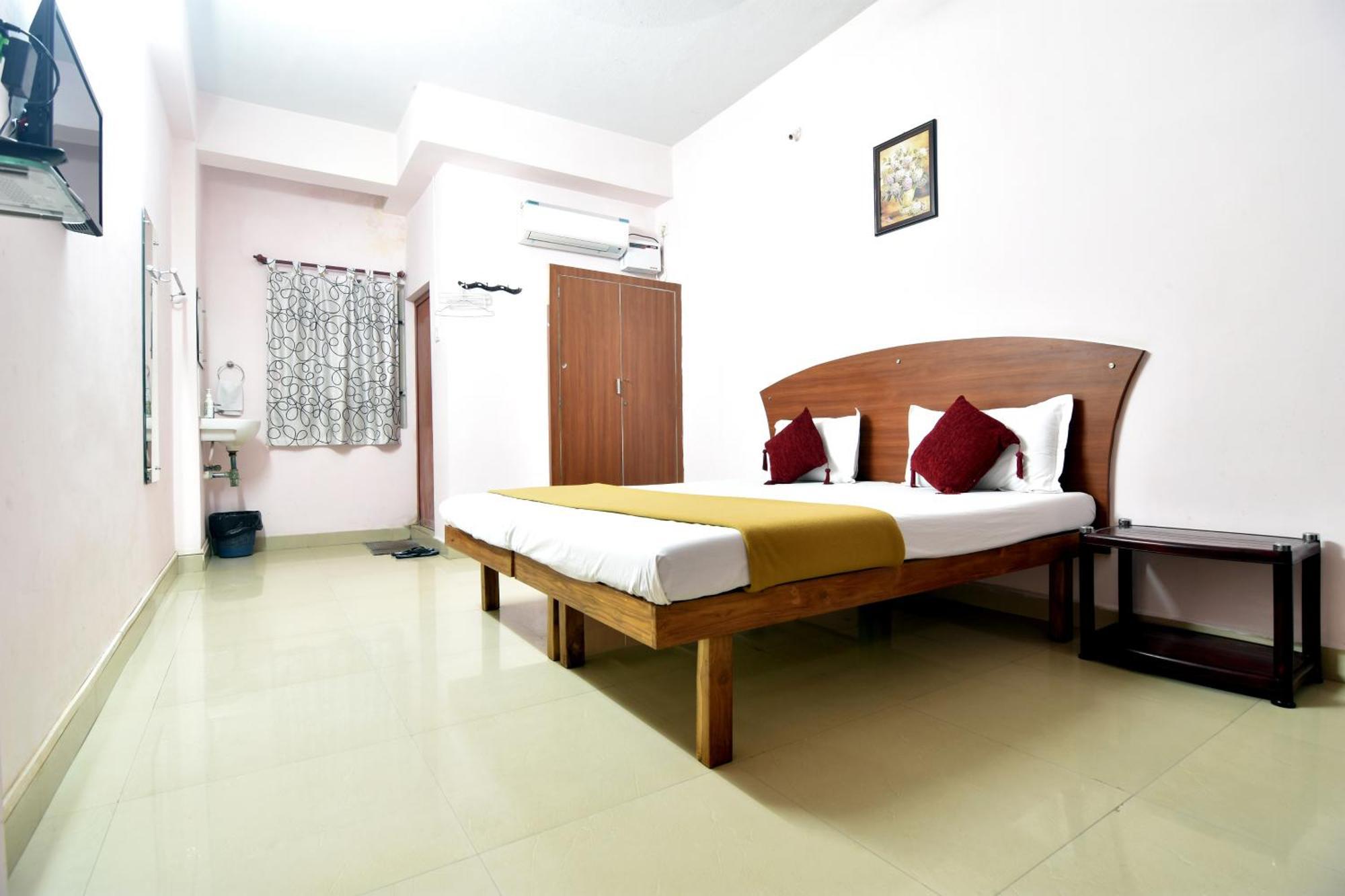 Royal Green Airport Transit Accommodation Chennai Exterior photo
