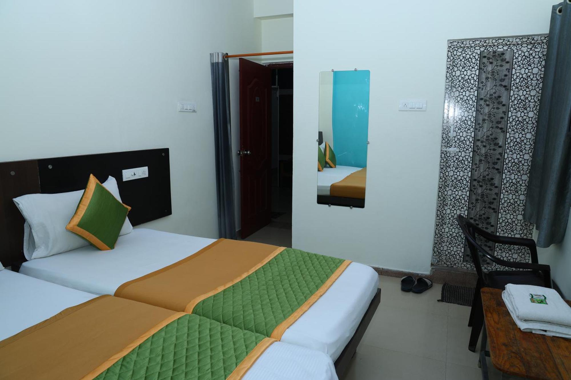 Royal Green Airport Transit Accommodation Chennai Exterior photo
