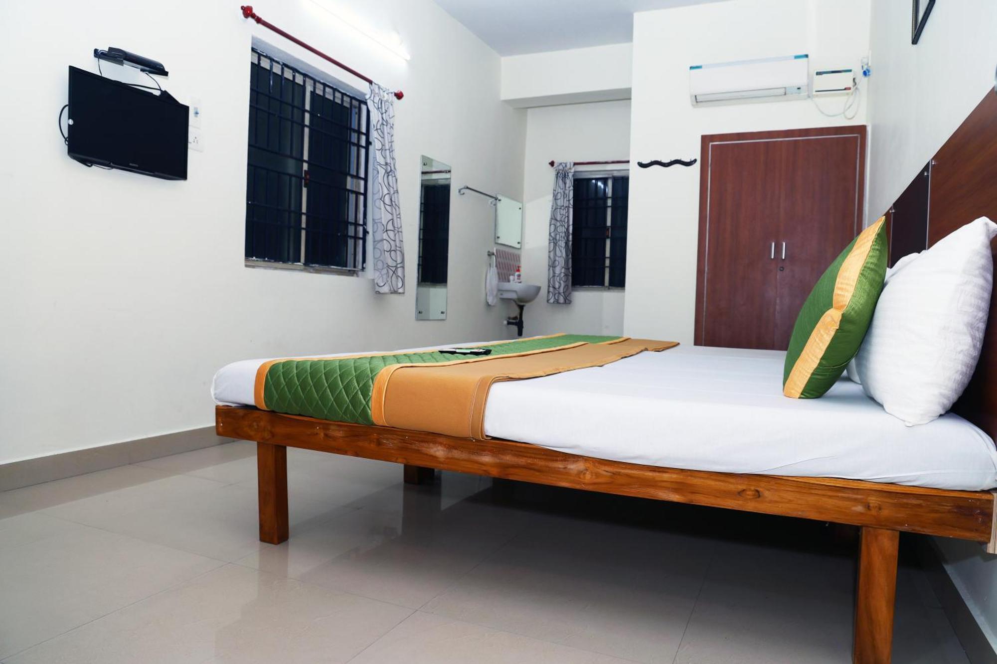 Royal Green Airport Transit Accommodation Chennai Exterior photo